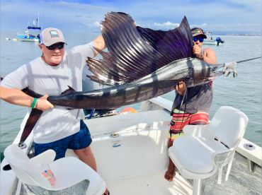 Super Panga Tres Estrellas thumbnail