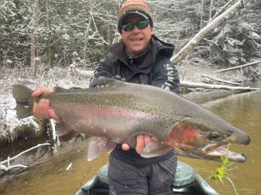 Fly Fishing Michigan Rivers thumbnail