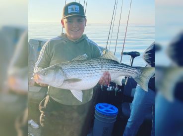 Hookin J Lake Texoma Guides Service thumbnail