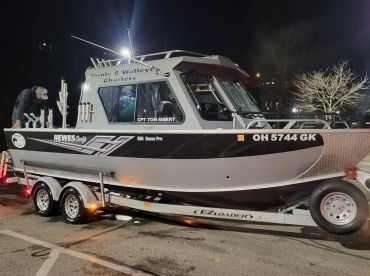 Triple S Walleye Charters – 22'