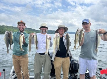 Chuck’s Walleye Guide Service thumbnail