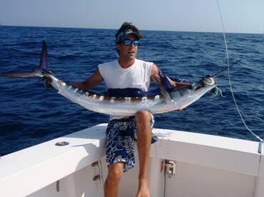 D.C. Outdoor Adventures – 28' thumbnail