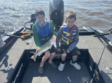 Crazy Eyes Guide Service