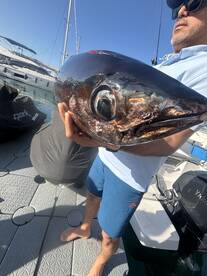 Tuna charter trip