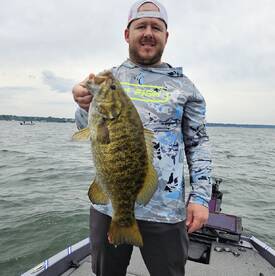 Big Erie Smallie with Big Fat Bass Guide Service