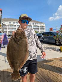 Big keeper for little dude