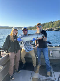 Chinook Salmon & a Whale Show!