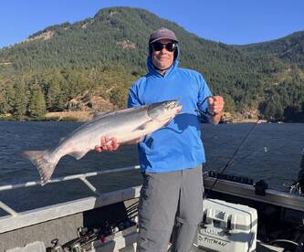 Fishing for King salmon in the Columbia 