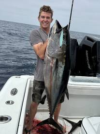 Amazing fishing with no boats in sight