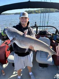 Trophy Catfish on Lake Wateree! 