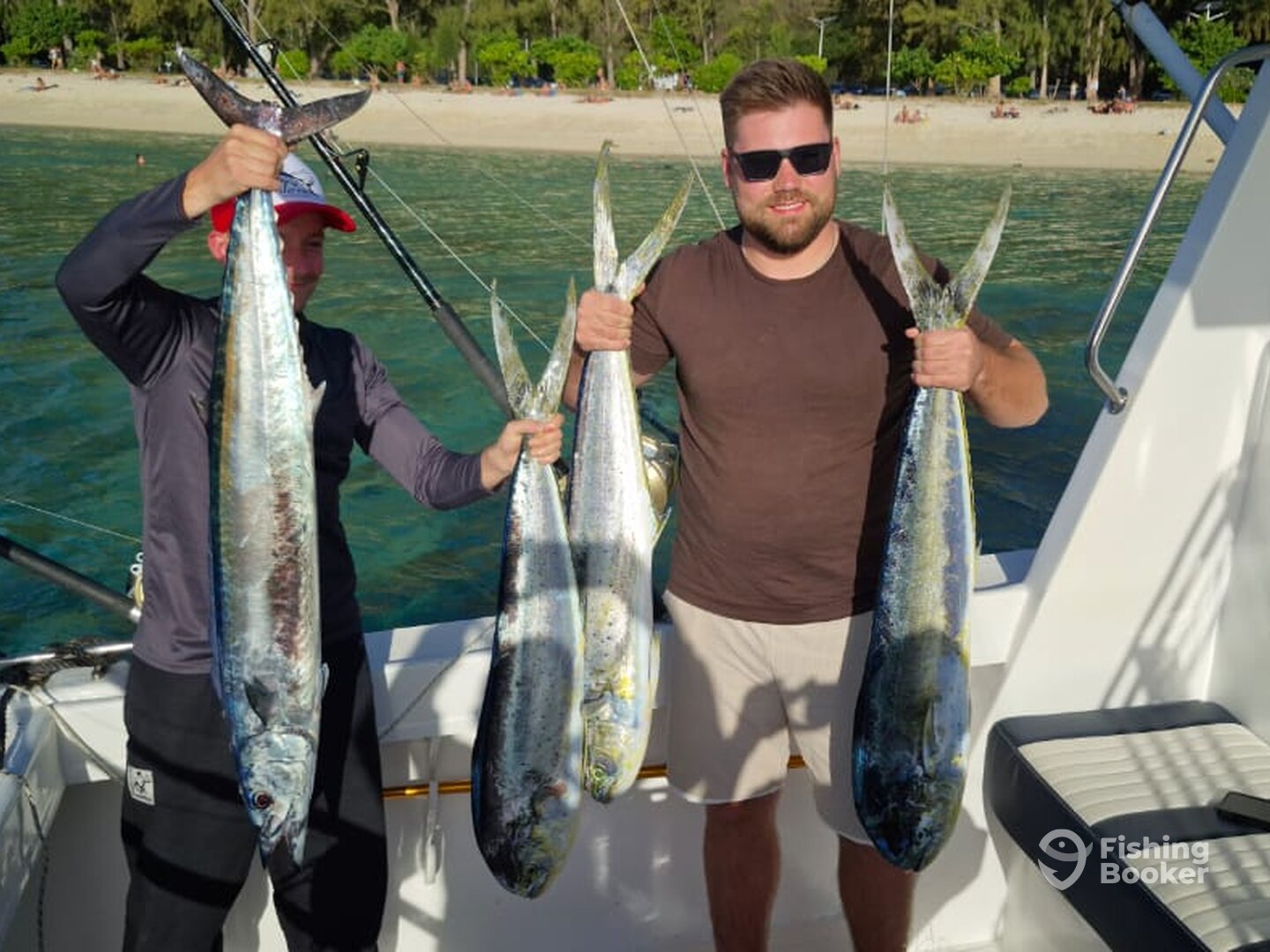 Le Morne Report Photo 0