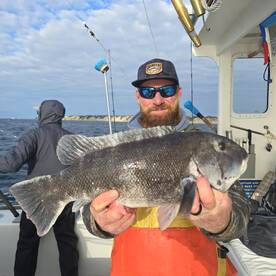 Black Fish bite is on fire! 