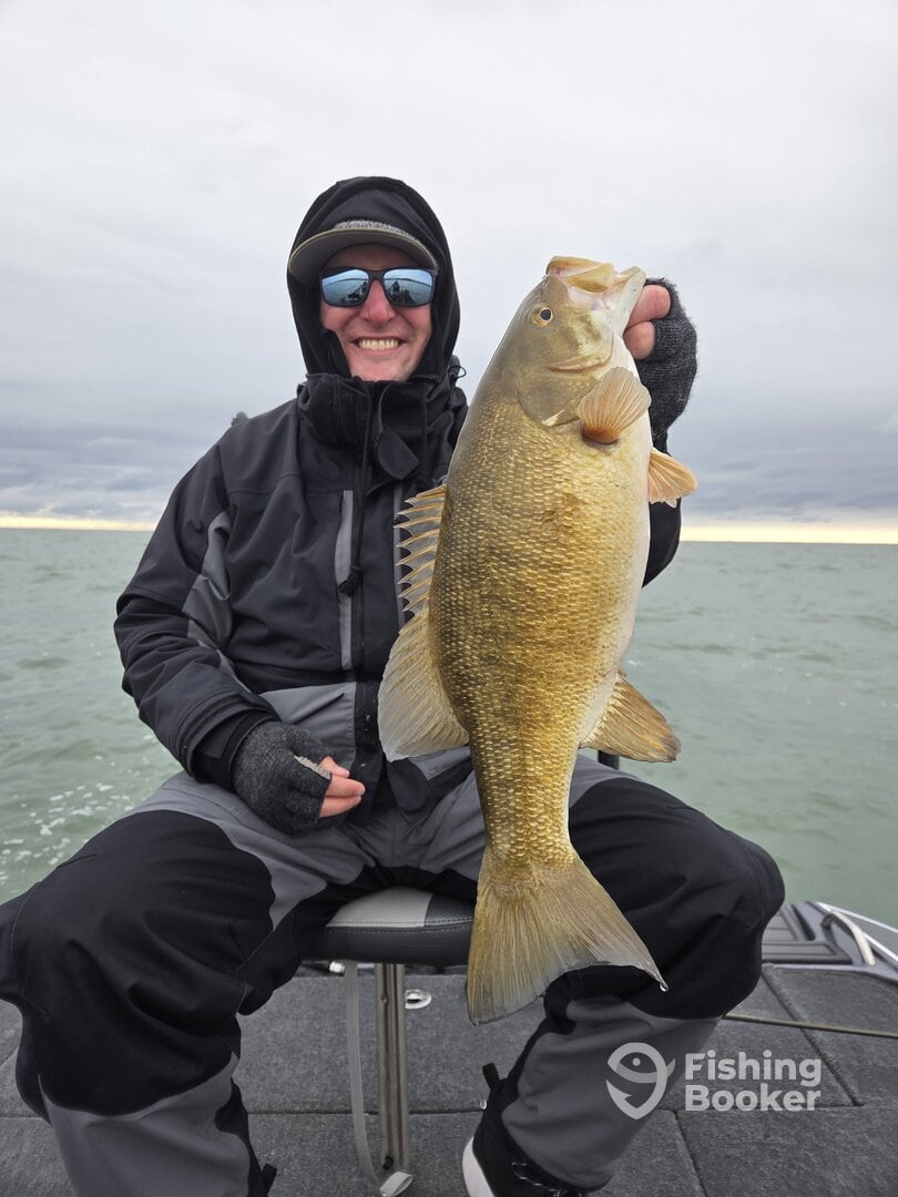 Kyle with a big fall Lake Erie smallmouth bass