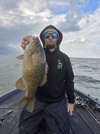 Jeff with a big fall Lake Erie smallmouth bass