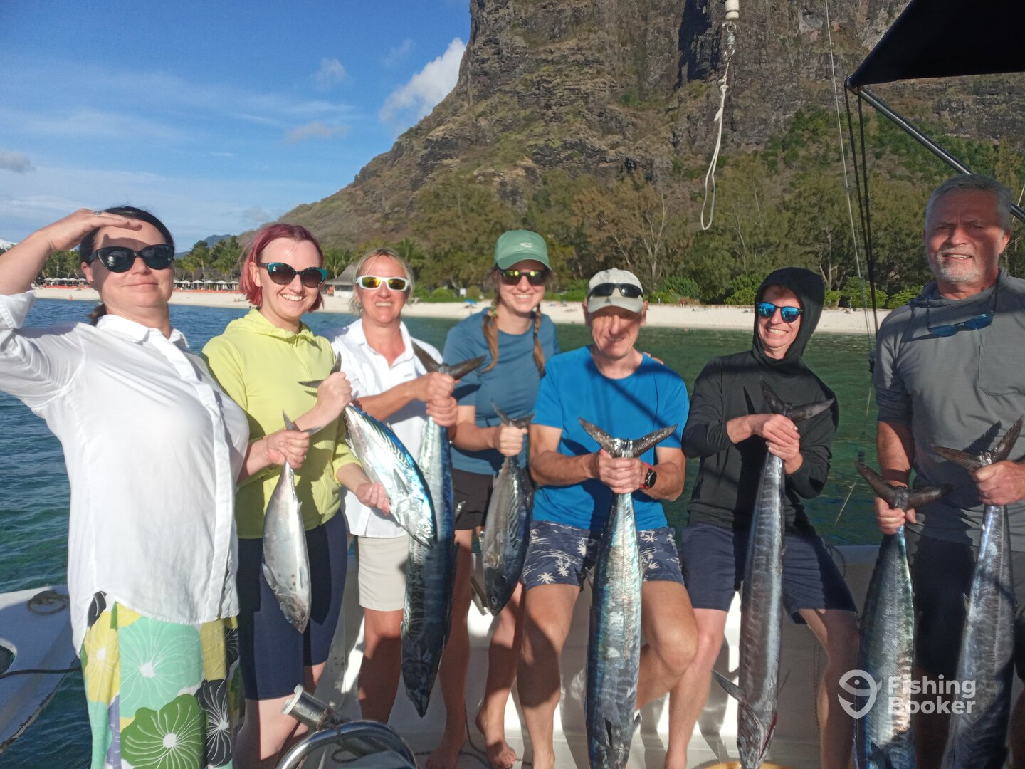 Le Morne Report Photo 0
