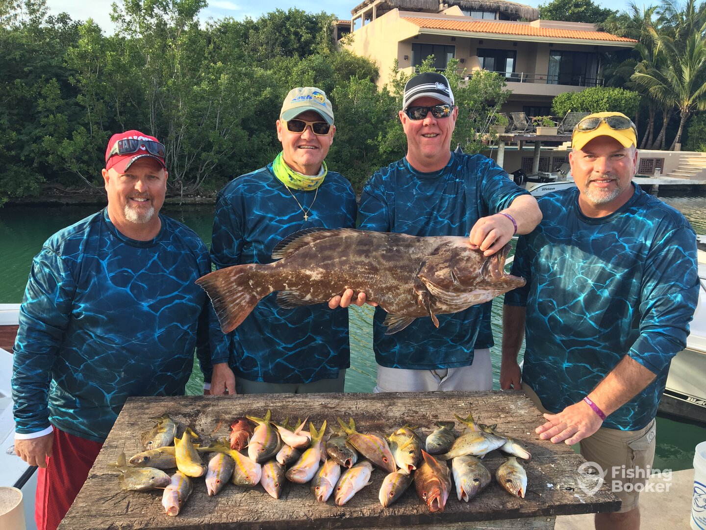 Puerto Aventuras Report Photo 0