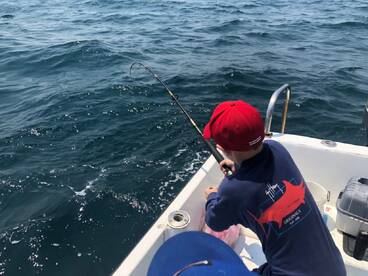 Using the light reel, handling a big fish
