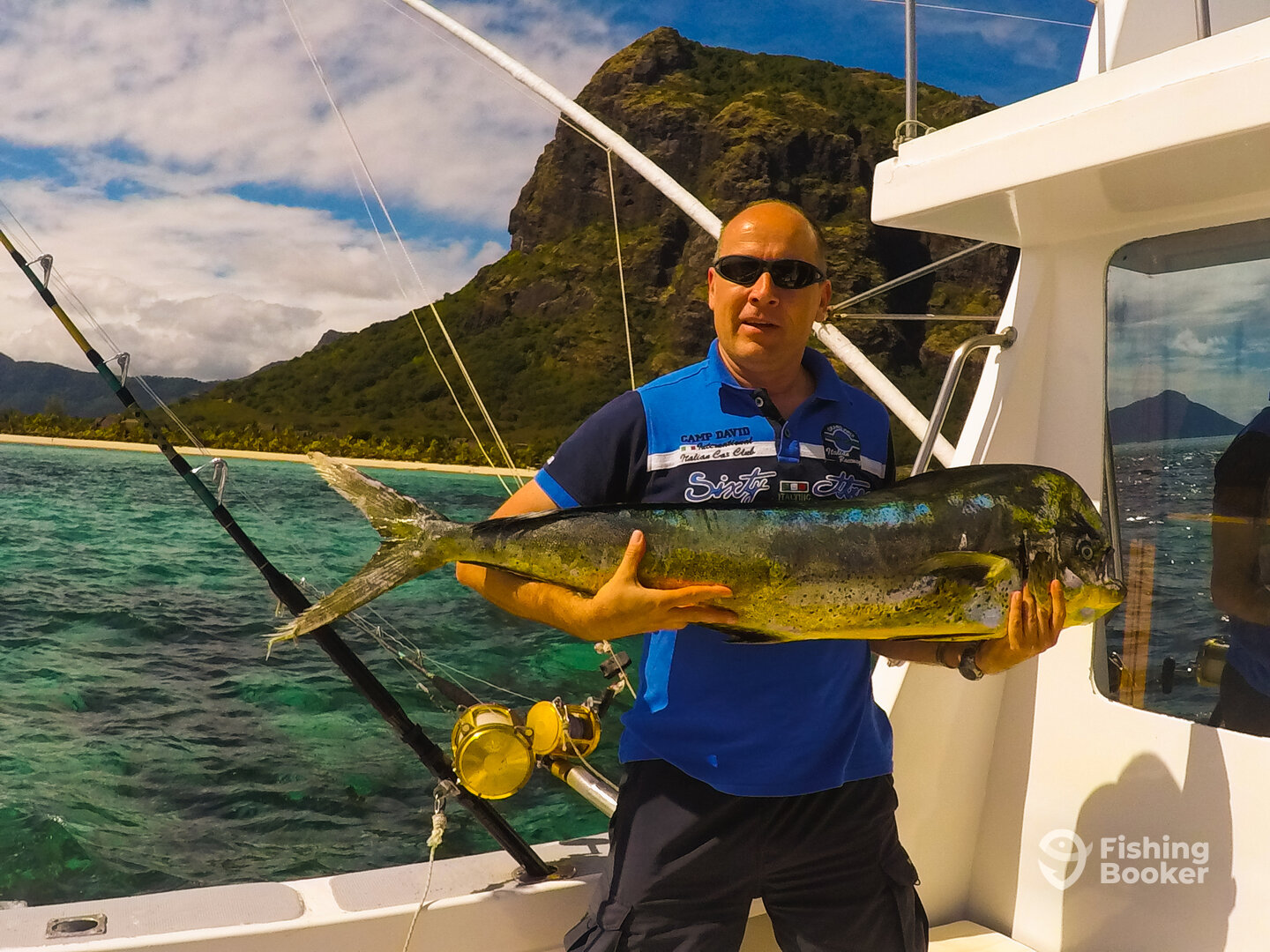 Le Morne Report Photo 0