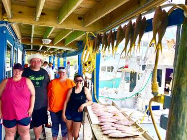 Limit of Yellow tail on the reef