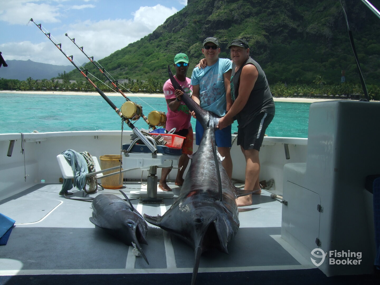 Le Morne Report Photo 0
