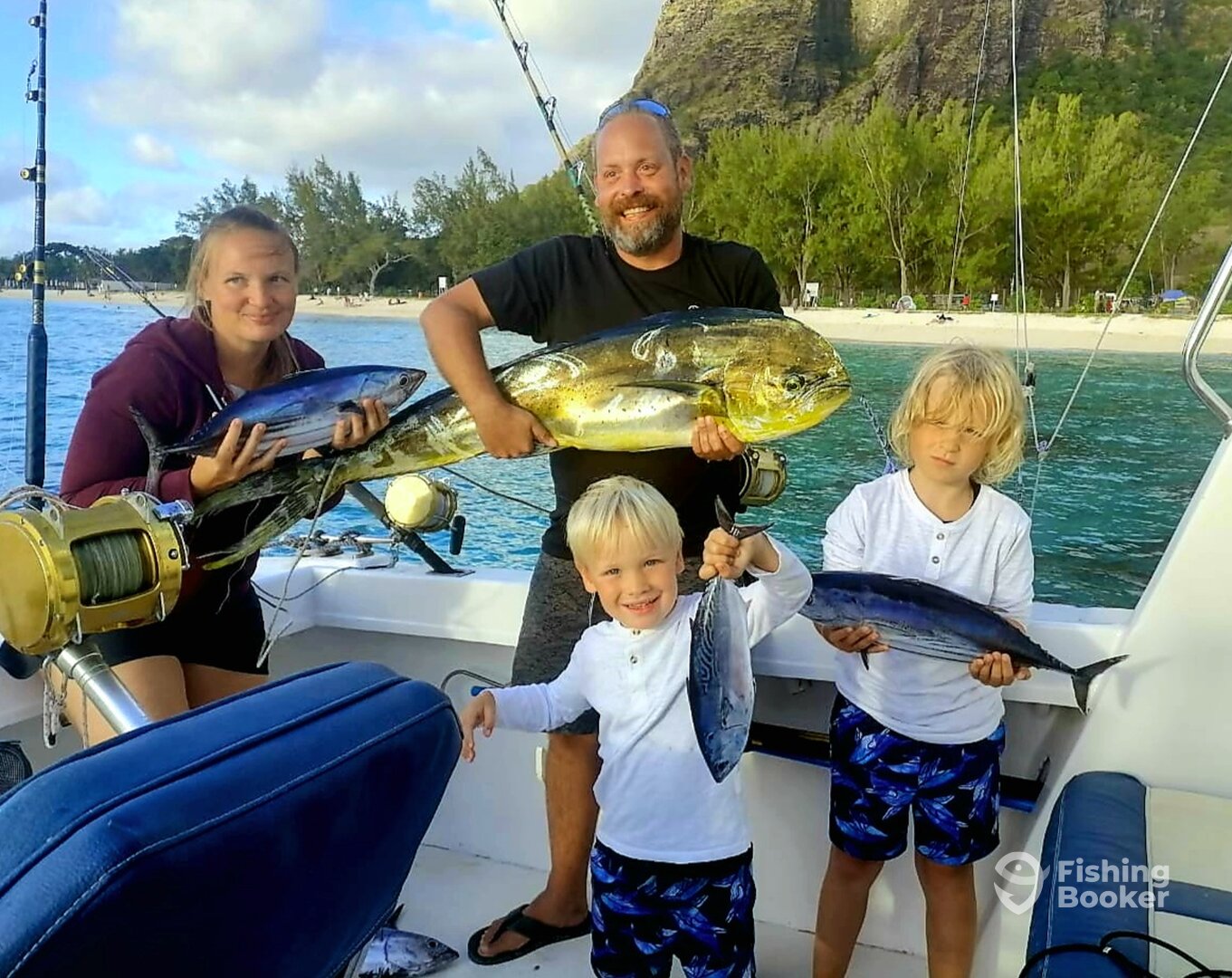 Le Morne Report Photo 0