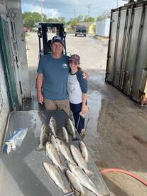 Kids are schooling but so are the fish!!