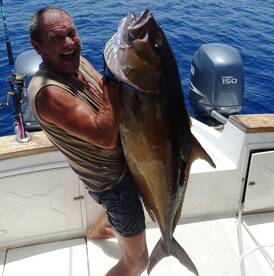 Jigging Maio Island , Amberjack