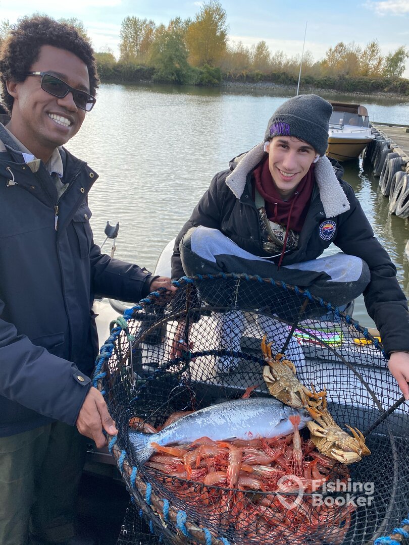 winter trifecta, salmon, prawns & crab!