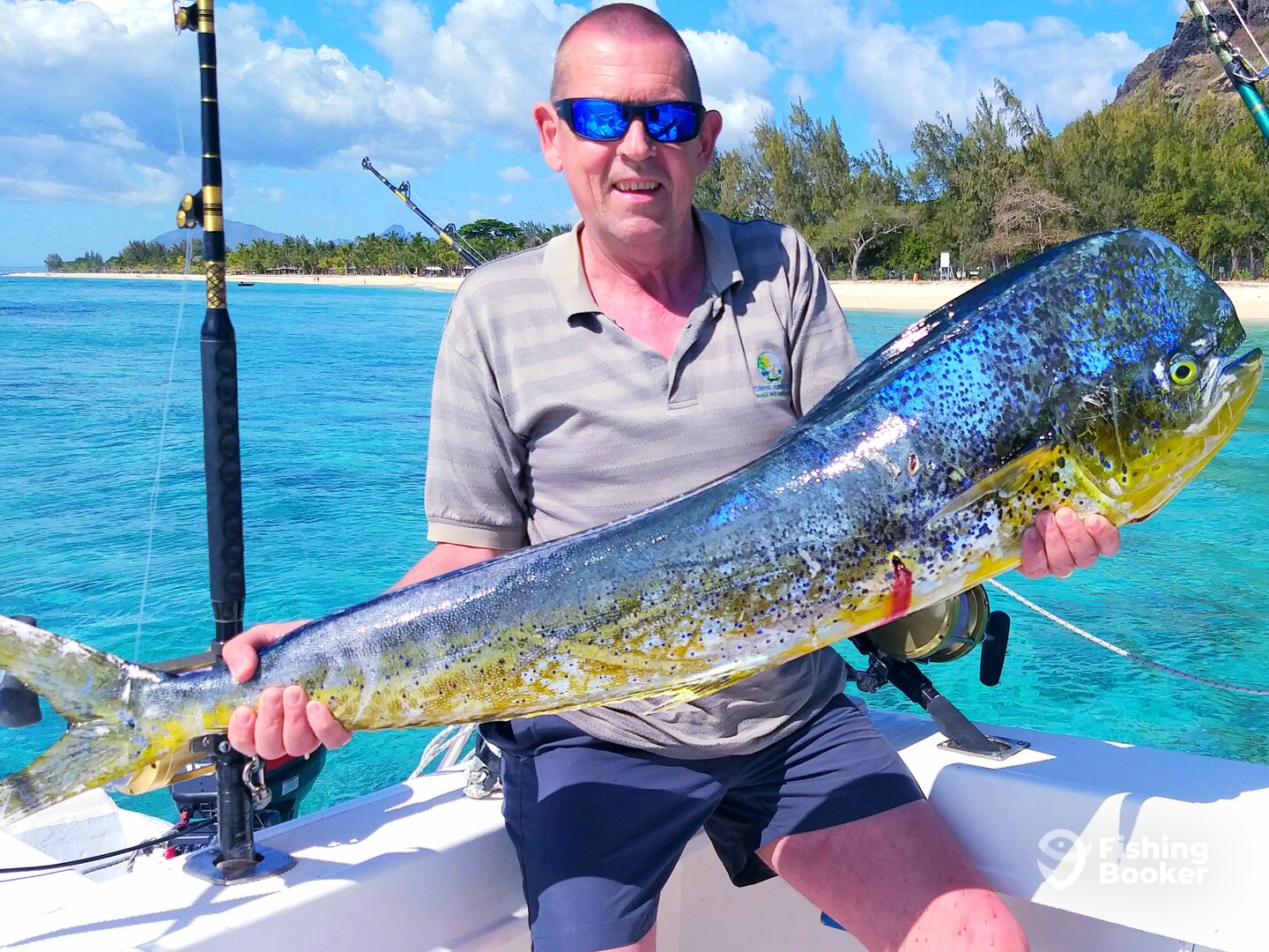 Le Morne Report Photo 0