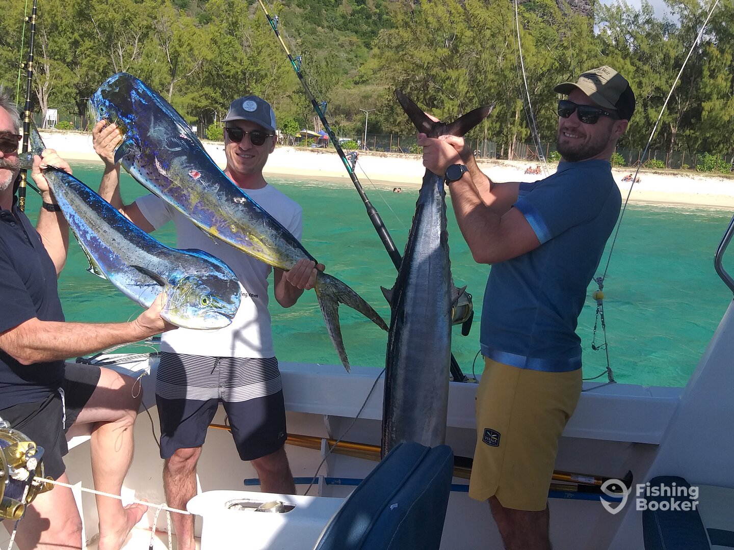 Le Morne Report Photo 0