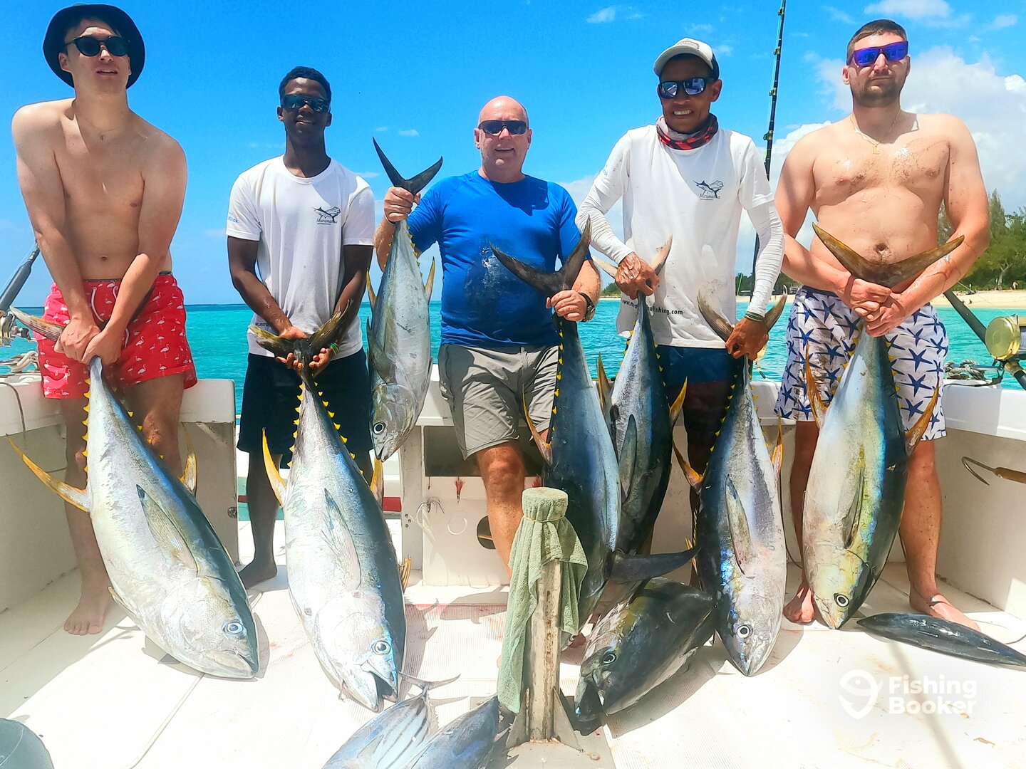 Le Morne Report Photo 0