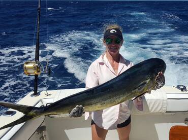 Pacific Side busts open at the Cape