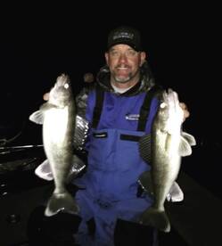 Catching Gaint Walleye at Night