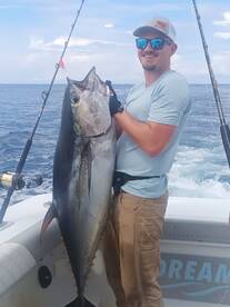 90lb Tuna Caught on Los Suenos