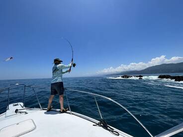 ROOSTERFISHING ABOARD GOOD DAY COSTA RIC