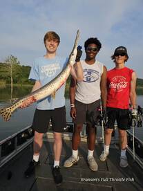 Another bull size gar taken off Bullshoe
