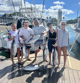 Epic aku (skipjack tuna) fishing! 