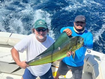 Mahi Madness: Reeling in 5 Epic Catches 