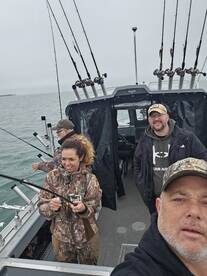 Winter walleye world