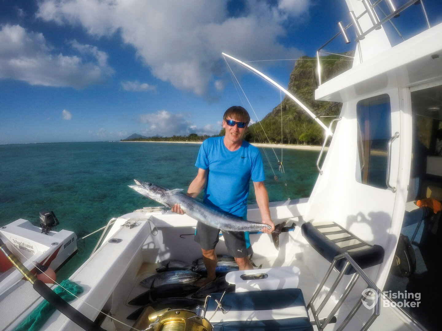 Le Morne Report Photo 0