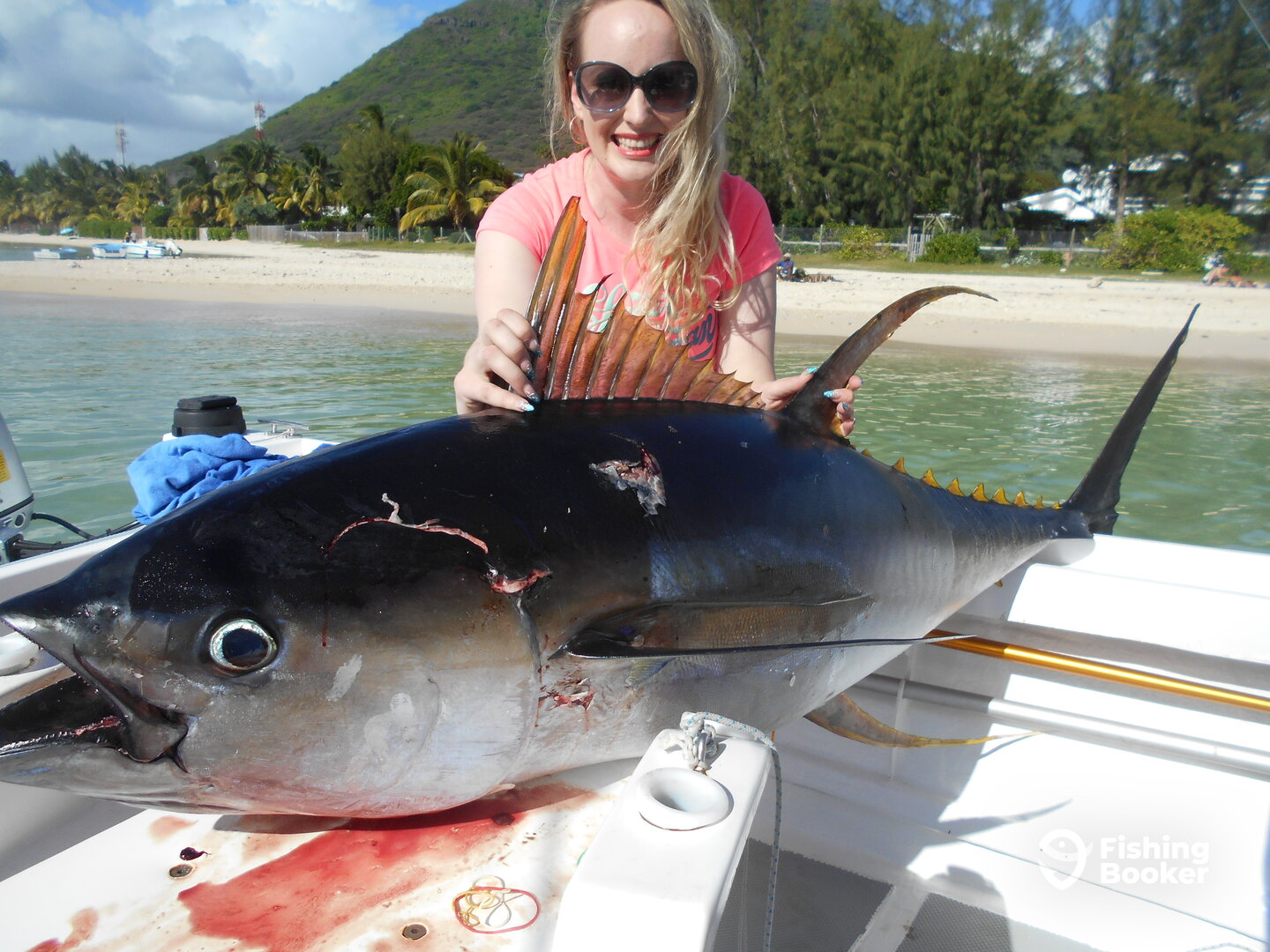 Le Morne Report Photo 0