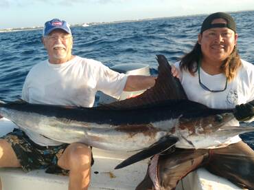 2 marlin blancos.