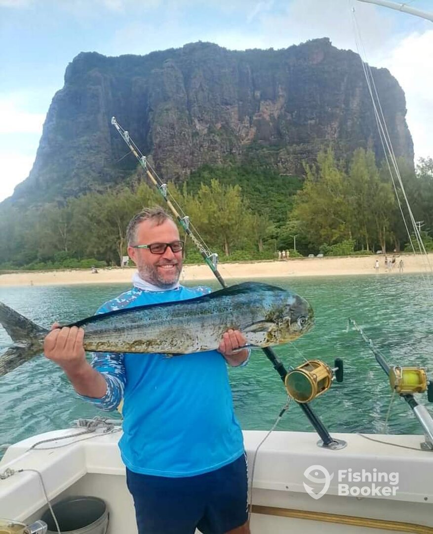 Le Morne Report Photo 0
