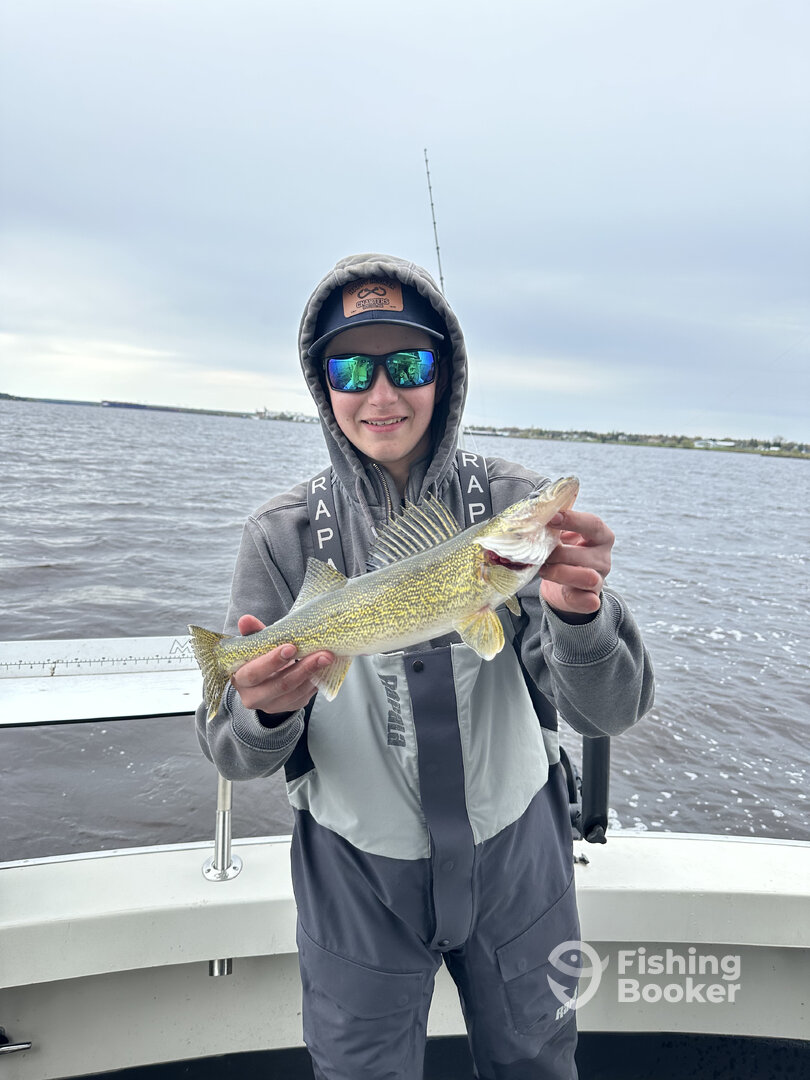 Lots of smaller walleye are still in the bay.