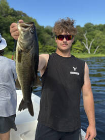 Bustin bass with some Kentucky boys