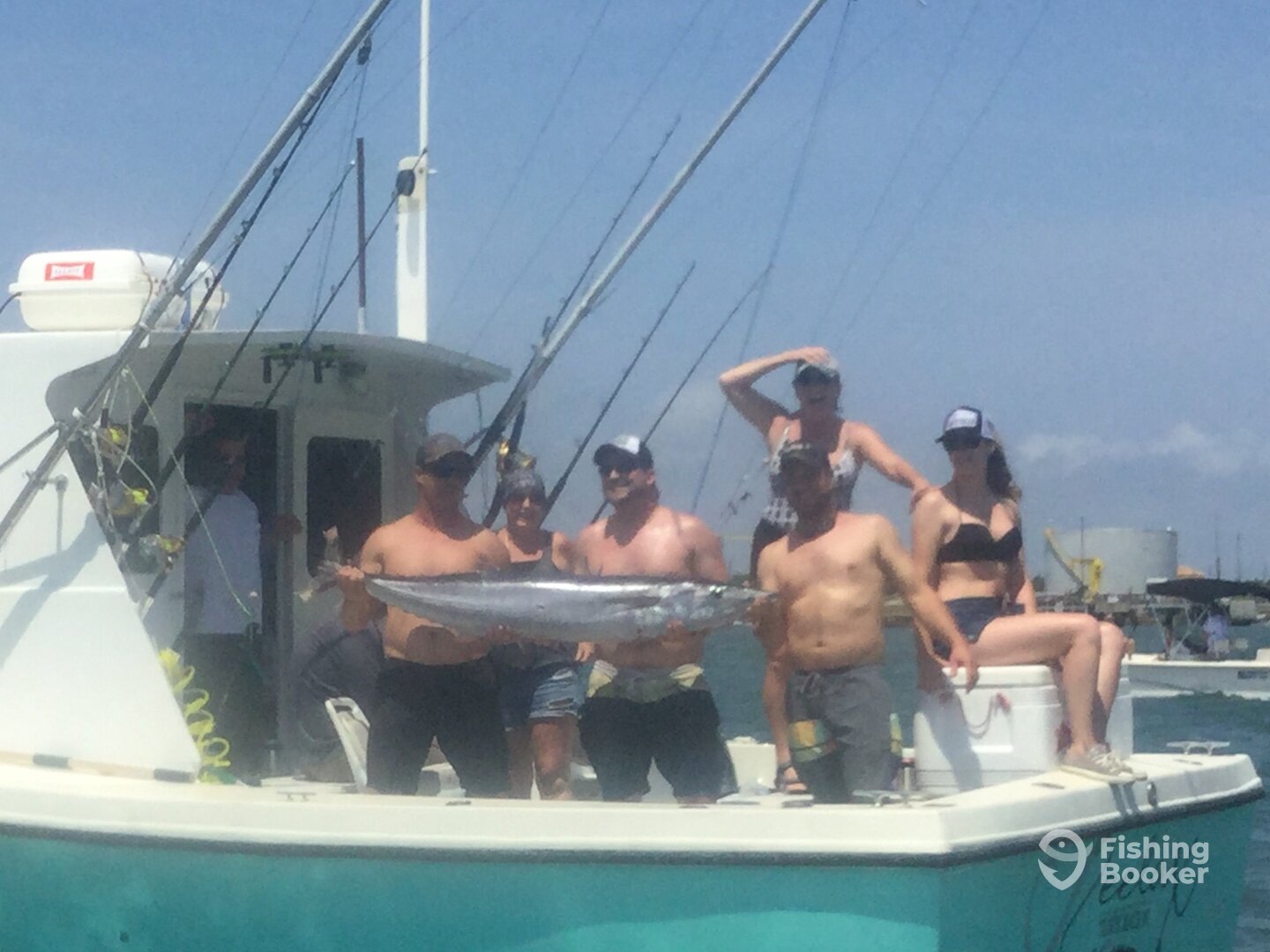 SOME HAPPY CAMPERS ABOARD THE REELAX!