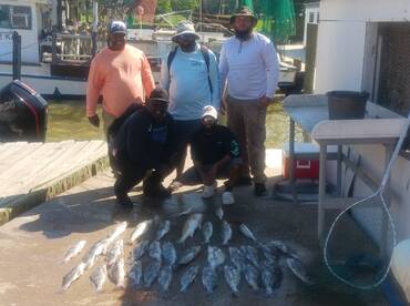 Double boat trip full of trash talk