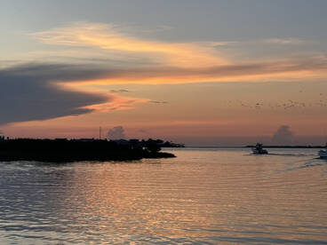 Am Charter at High tide