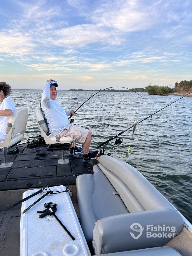 Lake Dallas Report Photo 0