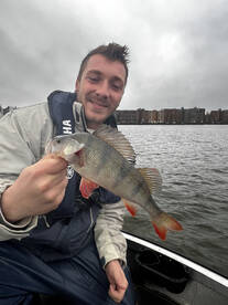 Wonderful surprise fishing party in Amst